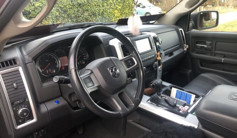 Dodge Ram 1500 Quad Cab voll