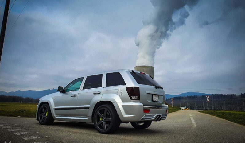 Jeep Grand Cherokee SRT8 voll
