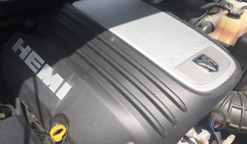 Dodge Charger HEMI voll