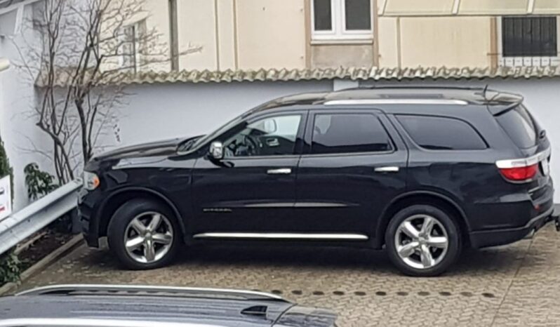 Dodge Durango voll