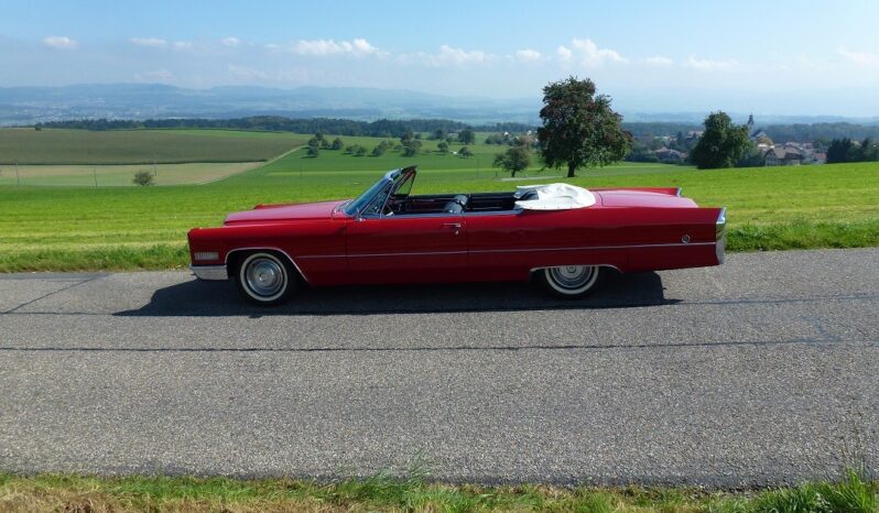 Cadillac Deville voll