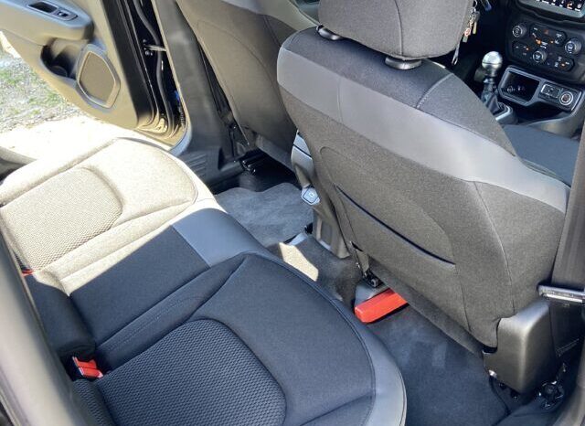 Jeep RENEGADE voll