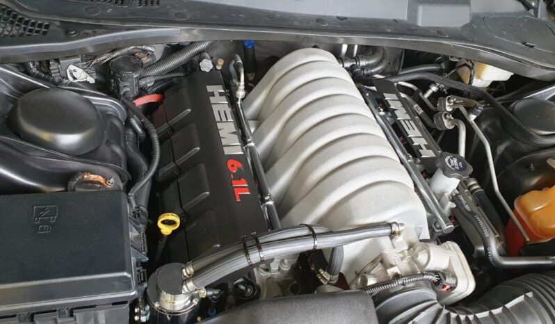 Chrysler 300c SRT 8 voll