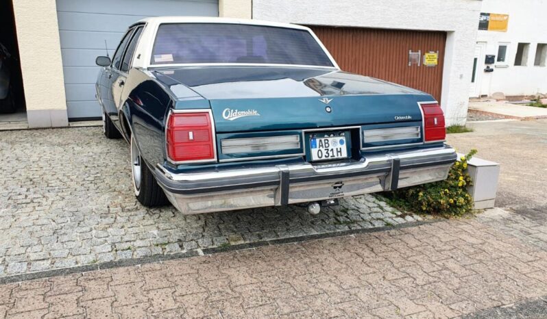 Oldsmobile Delta 88 voll