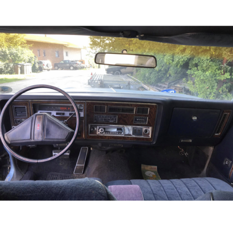 Oldsmobile Delta 88 voll