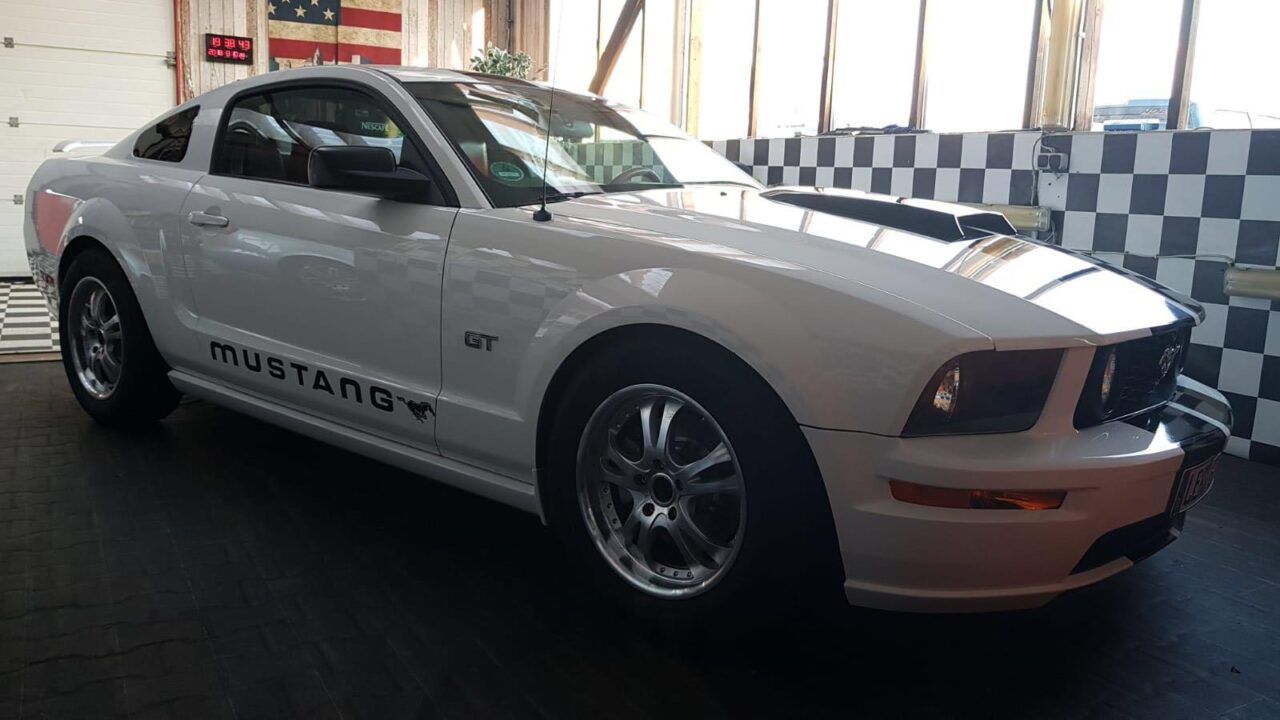 Ford Mustang S197 GT