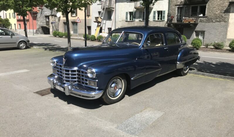 Cadillac Fleetwood voll