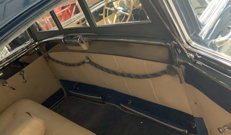 Cadillac Fleetwood voll