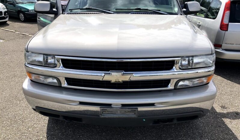 Chevrolet Suburban 5,3 V8 4×4 voll