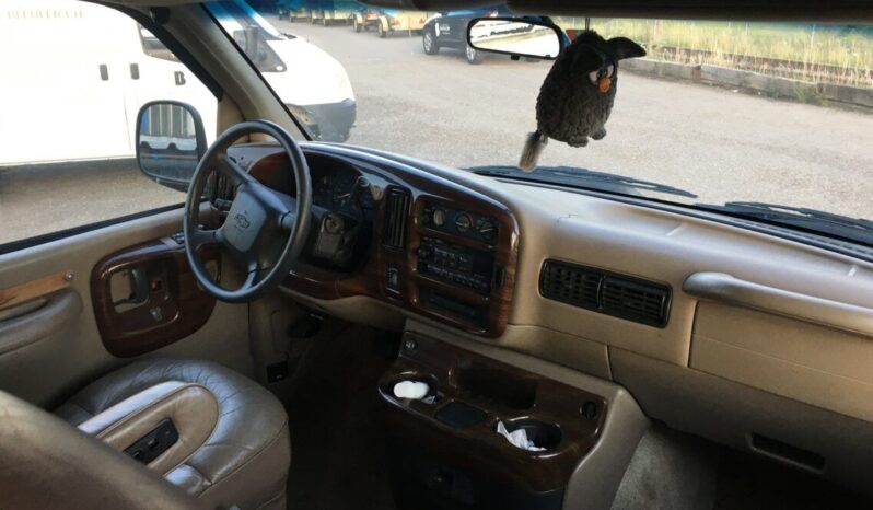 Chevrolet Express voll