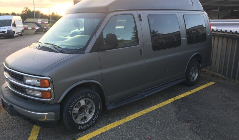 Chevrolet Express voll