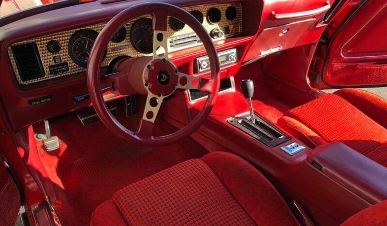 Pontiac Firebird Red Bird Esprit voll