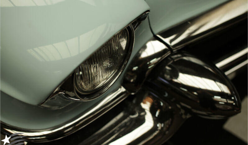 Cadillac Coupe De Ville voll