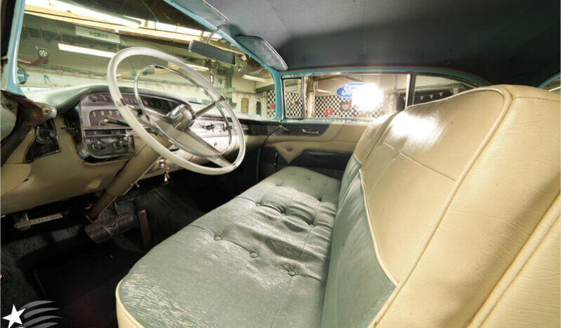 Cadillac Coupe De Ville voll