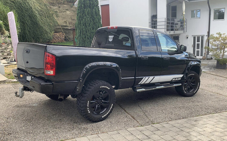 Dodge RAM 1500 voll