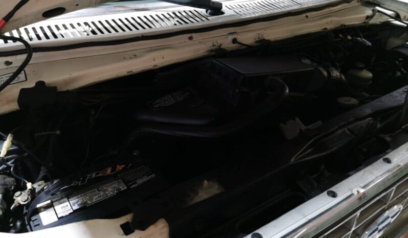 Ford Econoline V8 Hightop Europäische Zulassung voll