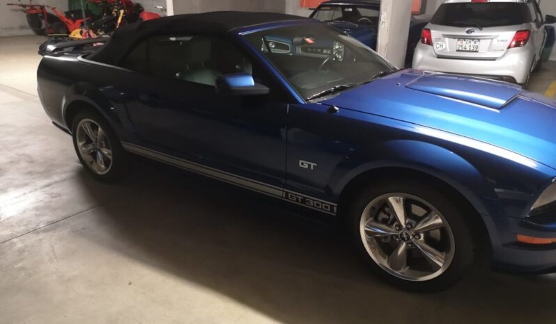 Ford Mustang GT voll