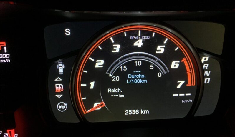 Dodge 6.4 V8 HEMI SRT AWD voll