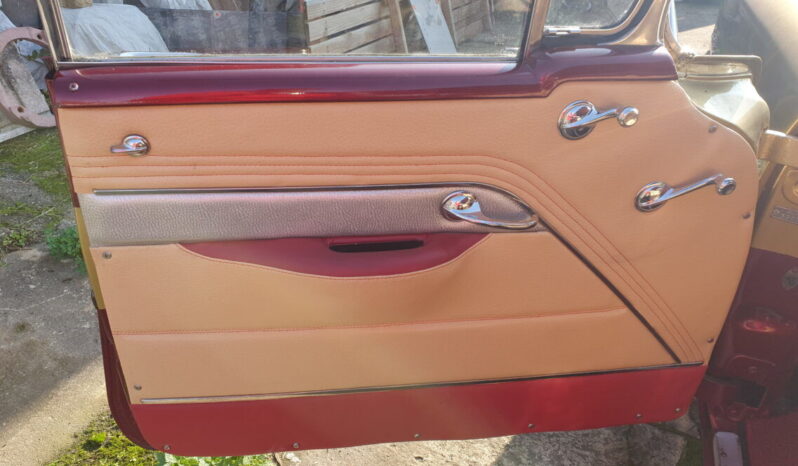 Oldsmobile 88 Holiday voll