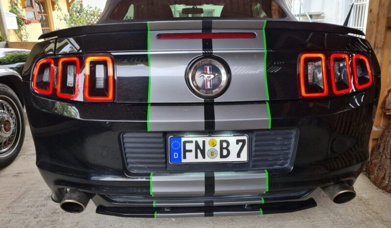 Ford Mustang voll