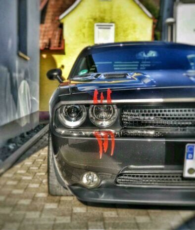 Dodge Challenger voll