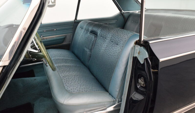 Chrysler New Yorker voll