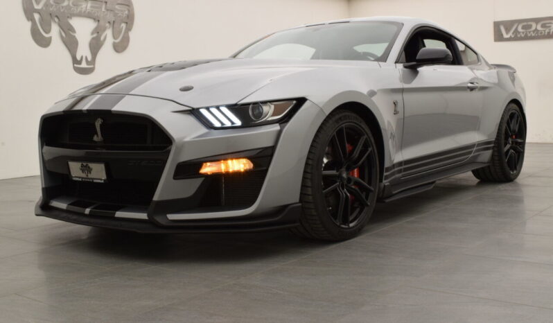 Ford Mustang Shelby GT500 voll