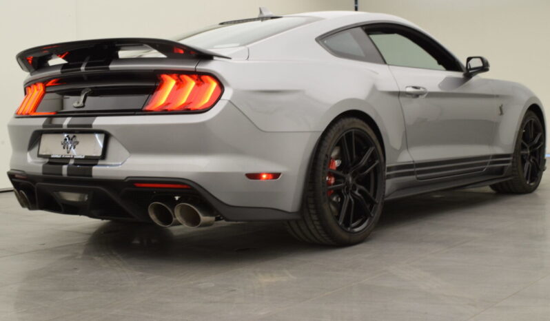Ford Mustang Shelby GT500 voll