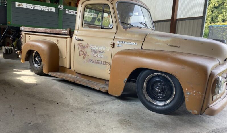 International R113 voll