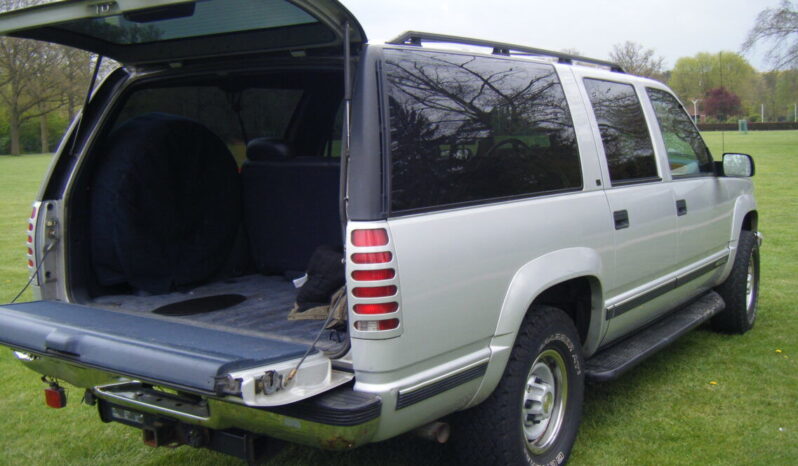 Chevrolet Suburban voll