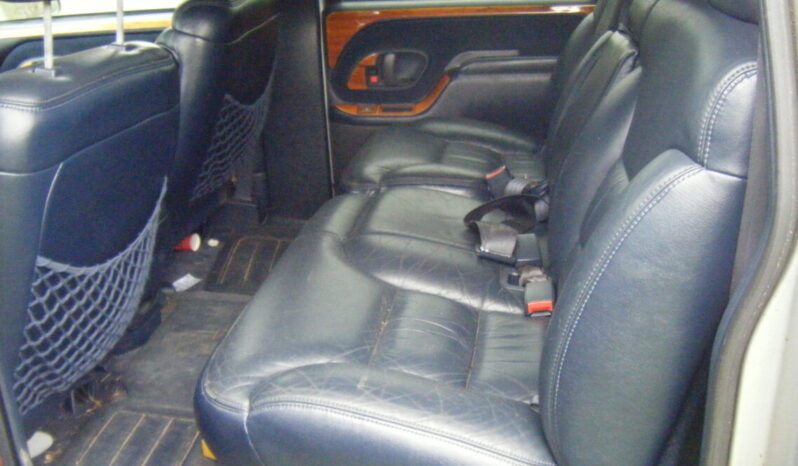 Chevrolet Suburban voll