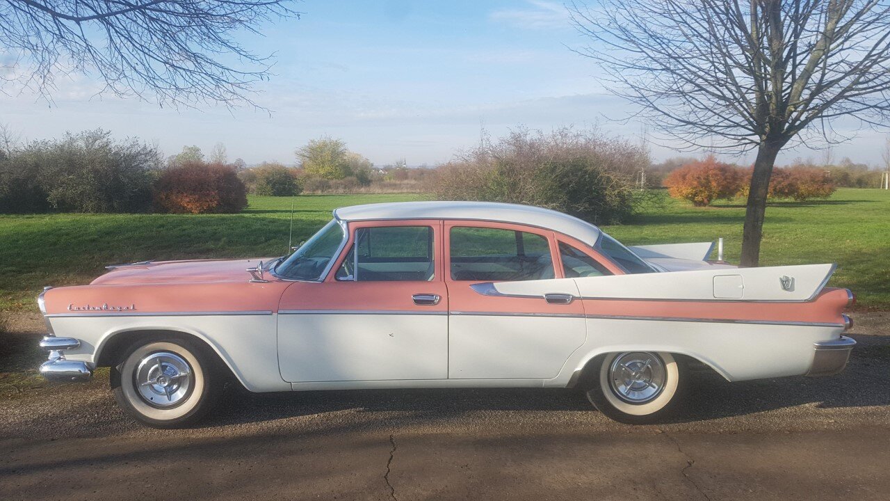 Dodge Custom Royal V8
