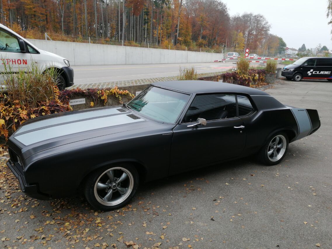 Oldsmobile Cutlass Rocket 350