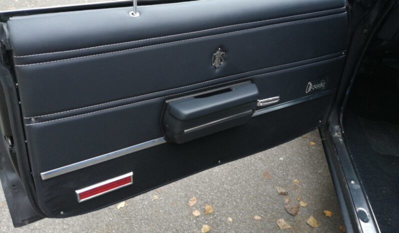 Oldsmobile Cutlass Rocket 350 voll