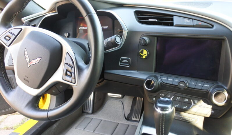 Chevrolet Corvette C7 Stingray voll