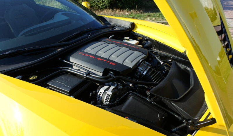 Chevrolet Corvette C7 Stingray voll