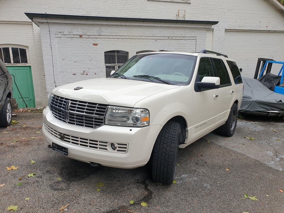 Lincoln Navigator