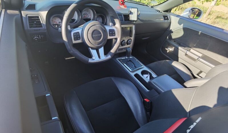 Dodge Challenger SRT8 voll