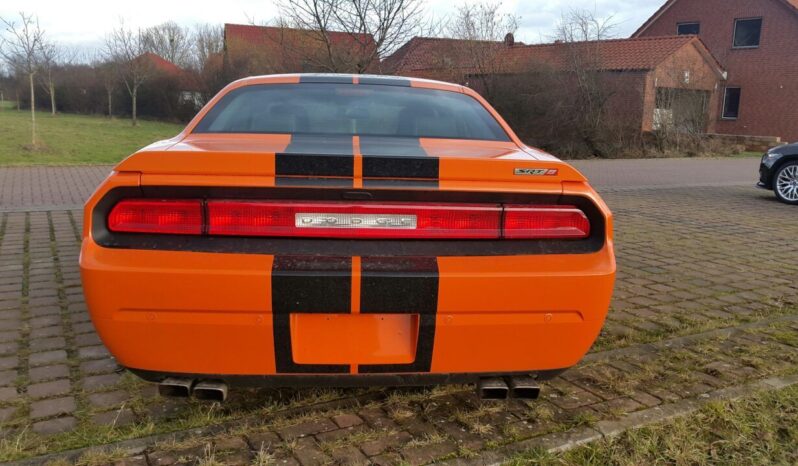 Dodge Challenger SRT 8 voll