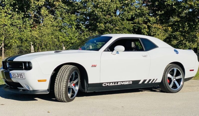 Dodge Challenger SRT8 voll