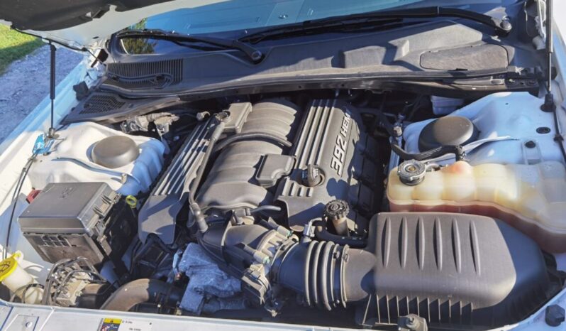 Dodge Challenger SRT8 voll