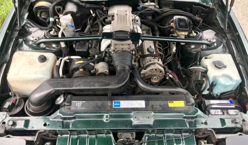 Pontiac Firebird Trans Am GTA voll