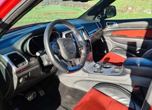 Jeep Grand Cherokee SRT8 voll