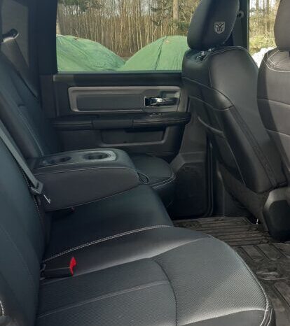 Dodge 2500 Power Wagon voll