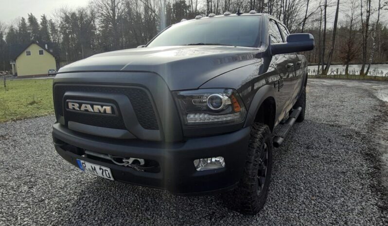 Dodge 2500 Power Wagon voll