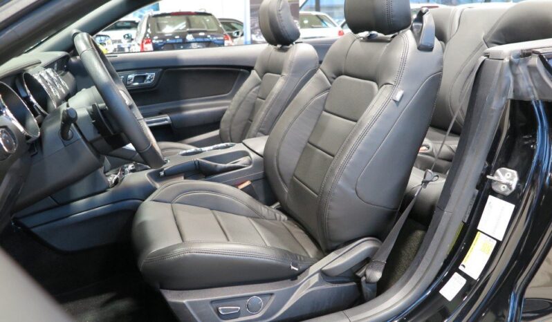 Ford Mustang 3.7 V6 Cabrio voll