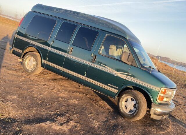 Chevrolet Chevy van voll