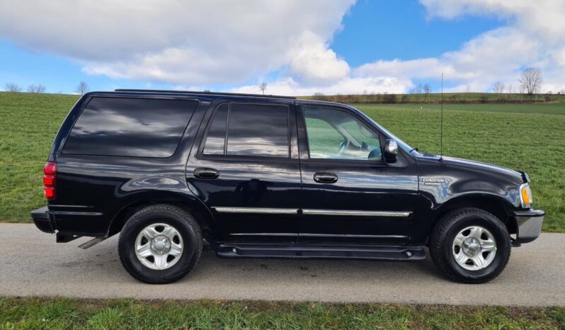 Ford Expedition voll