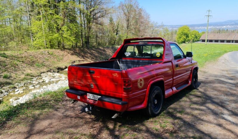 Dodge Ram 1500 magnum voll