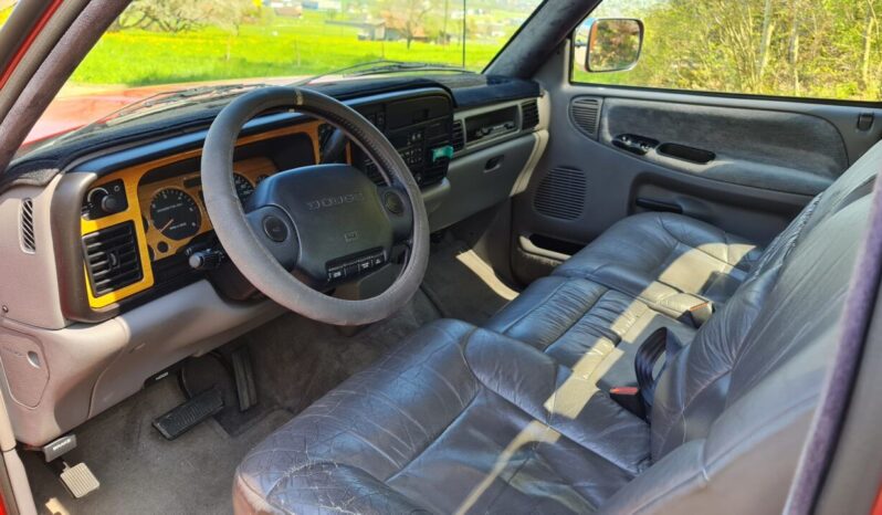 Dodge Ram 1500 magnum voll